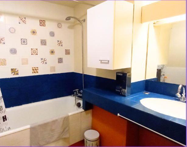 Le Gambetta T2 Cosy Hypercentre Wifi Fibre Avec Parking Apartment Pau Exterior photo